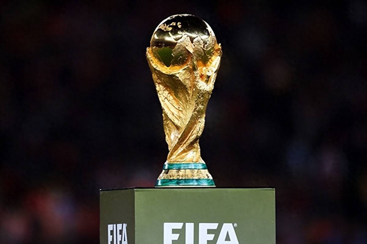 球越过英格 球越过英格