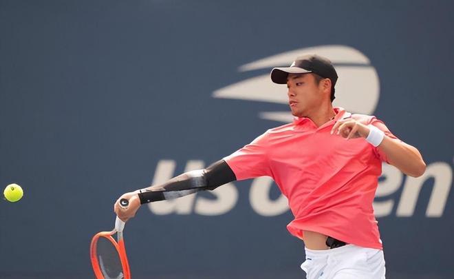 国青队以3 国青队以3